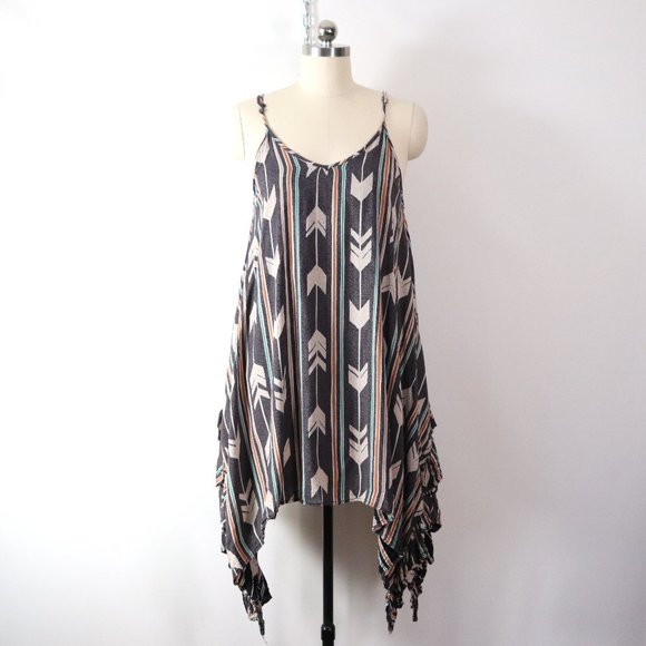 ❌SOLD❌billabong arrow chevron print summer dress - Picture 5 of 7